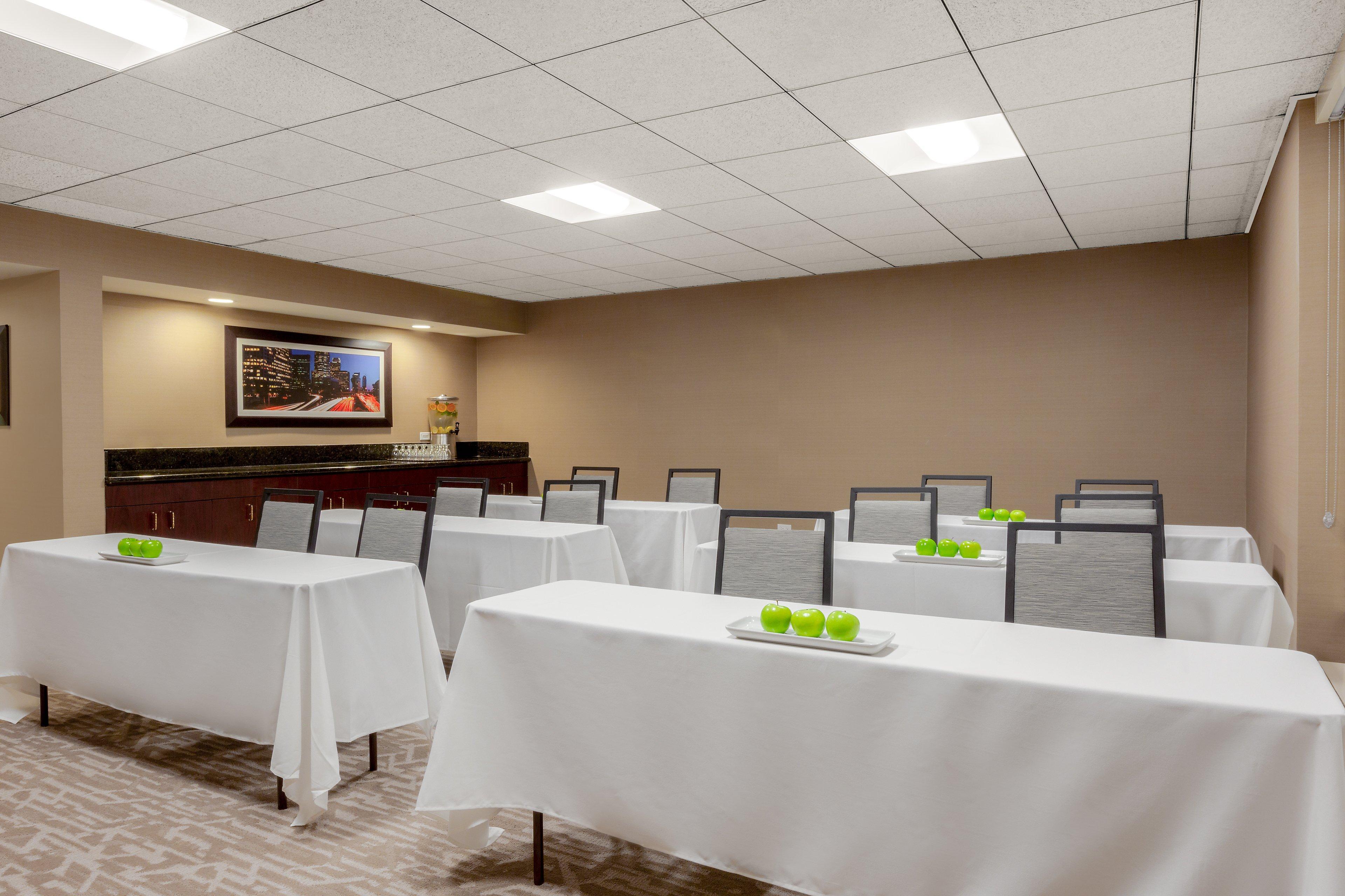 Buena Park By Ihg Hotel