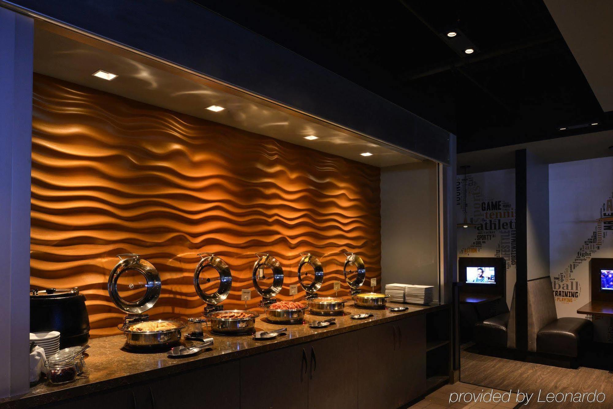 Hotel Buena Park By Ihg 3*