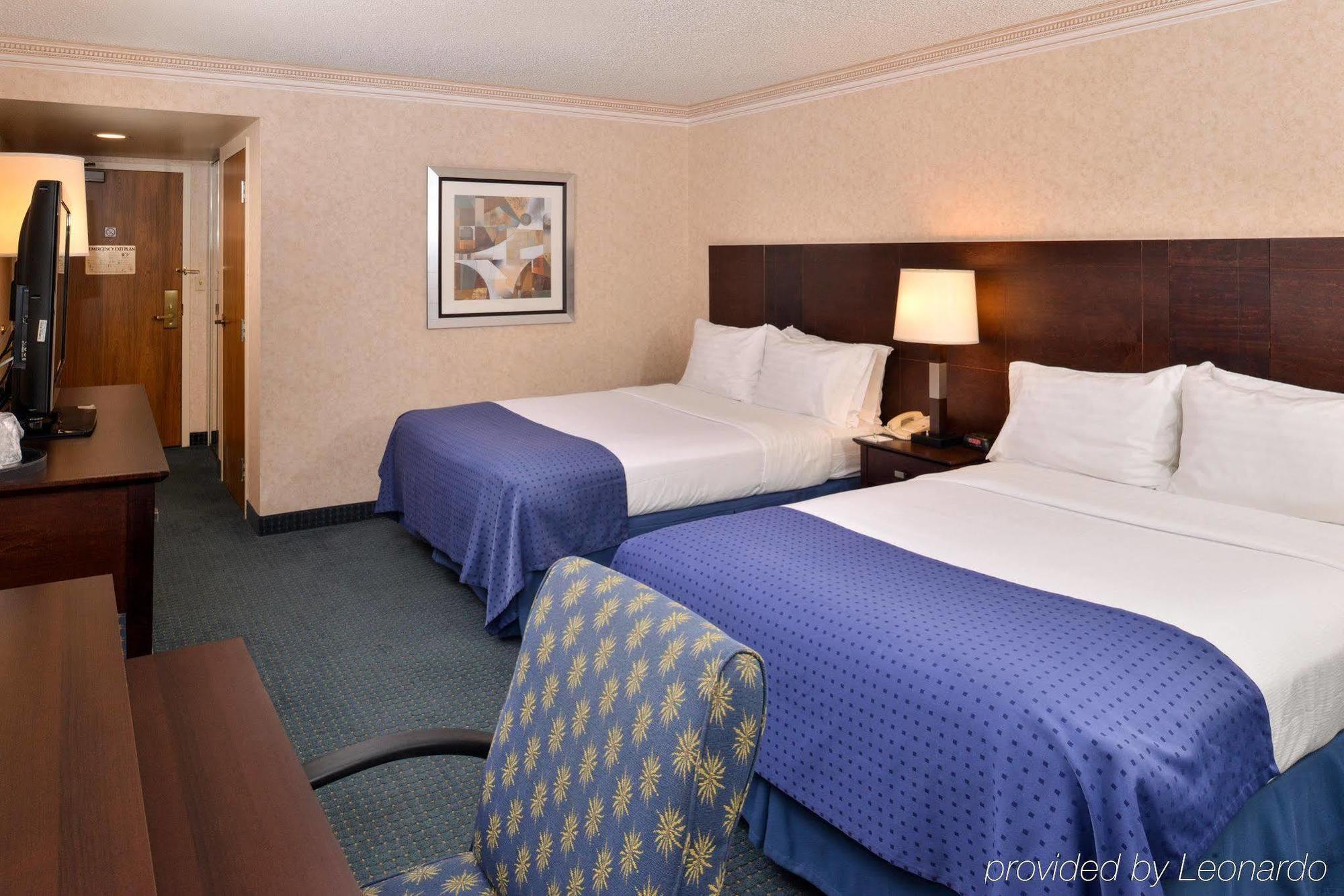 Buena Park By Ihg Hotel 3*
